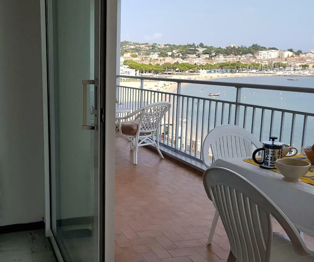 Apartment Appartement Anna Grande Vue Mer Sainte-Maxime