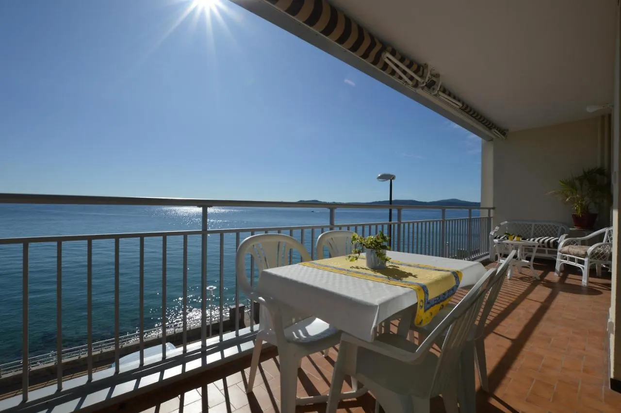 Appartement Anna Grande Vue Mer Sainte-Maxime 0*,